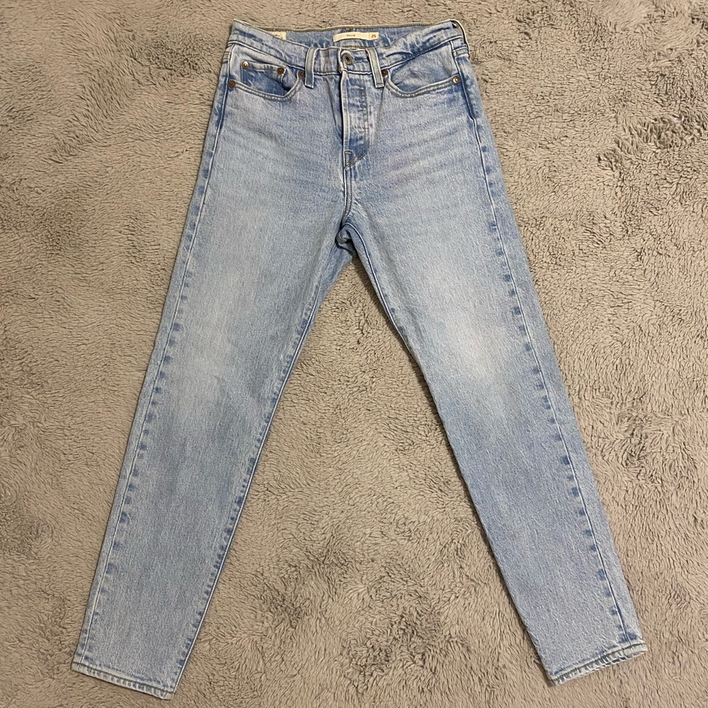Wedgie Straight Fit Women’s Jeans